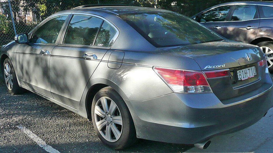 Grey 2008-2009 Honda Accord V6 sedan seen from the rear three-quarter